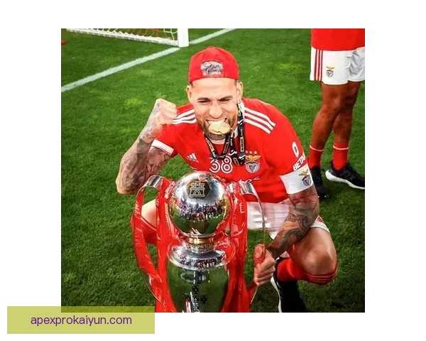 奥塔门迪经验价值凸显，防守表现稳健健